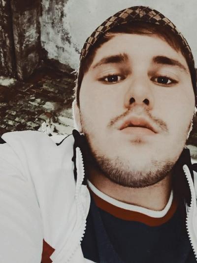 Jon Jonov